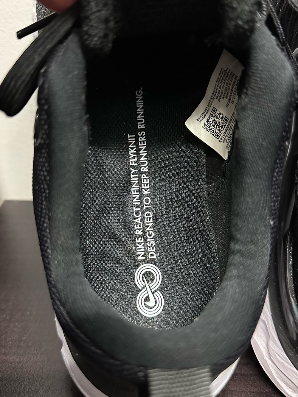 Nike react Women’s Black, Size 8.5 - Picture 11 of 11